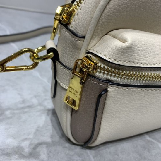 PRADA プラダ 2024FW 今年の秋はこれで決まり ショルダーバッグ PRADA プラダ 2024FW 今年の秋はこれで決まり ショルダーバッグ