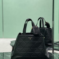 PRADA プラダ 2024FW 大注目国内完売数量限定 トートバッグ
