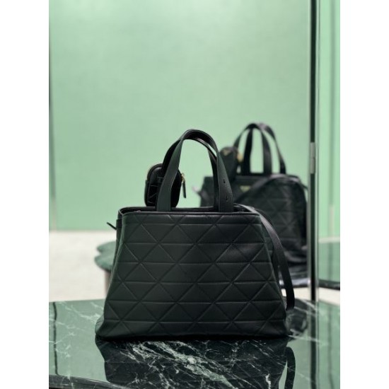PRADA プラダ 2024FW 大注目国内完売数量限定 トートバッグ