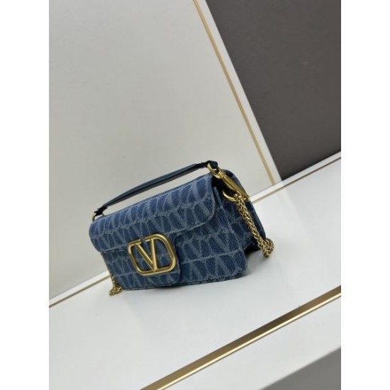 VALENTINO ヴァレンティノ 2024FW 最新作入荷 ショルダーバッグ VALENTINO ヴァレンティノ 2024FW 最新作入荷 ショルダーバッグ