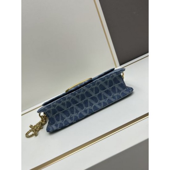 VALENTINO ヴァレンティノ 2024FW 最新作入荷 ショルダーバッグ VALENTINO ヴァレンティノ 2024FW 最新作入荷 ショルダーバッグ