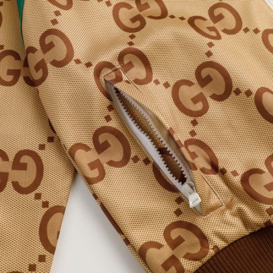 2024FW GUCCI グッチ 秋の定番スタイルをアップ コート 2024FW GUCCI グッチ 秋の定番スタイルをアップ コート