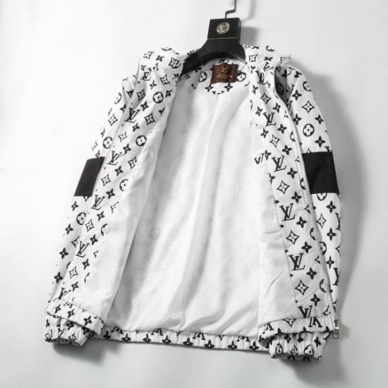 2024FW LOUIS VUITTON ルイヴィトン 新商品☆完売必至 コート 2024FW LOUIS VUITTON ルイヴィトン 新商品☆完売必至 コート
