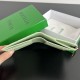 BOTTEGA VENETA ボッテガヴェネタ 2024FW 圧倒的な高級感 二つ折り財布 BOTTEGA VENETA ボッテガヴェネタ 2024FW 圧倒的な高級感 二つ折り財布