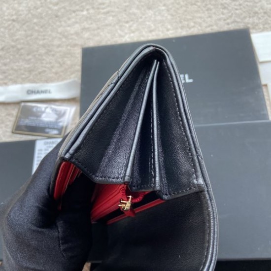 CHANEL シャネル 2024FW これからの季節、大活躍 長財布 CHANEL シャネル 2024FW これからの季節、大活躍 長財布