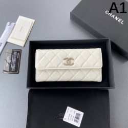 CHANEL シャネル 2024FW 最旬トレンド間違いなし 長財布