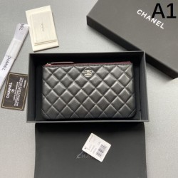 CHANEL シャネル 2024FW 抜群なブランドプリント 長財布