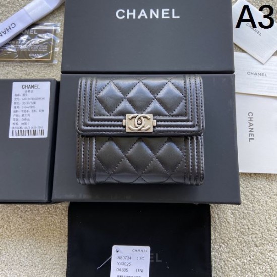 CHANEL シャネル 2024FW 今シーズン最注目のトレンド 三つ折り財布 CHANEL シャネル 2024FW 今シーズン最注目のトレンド 三つ折り財布
