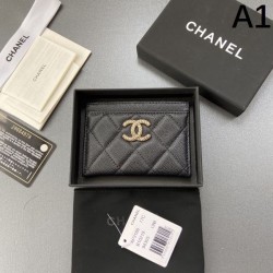 CHANEL シャネル 2024FW キレイめな印象を与えてくれ カードケース
