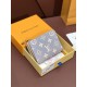 LOUIS VUITTON ルイヴィトン 2024FW おすすめコーディ 二つ折り財布 LOUIS VUITTON ルイヴィトン 2024FW おすすめコーディ 二つ折り財布