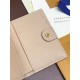 LOUIS VUITTON ルイヴィトン 2024FW おすすめコーディ 二つ折り財布 LOUIS VUITTON ルイヴィトン 2024FW おすすめコーディ 二つ折り財布