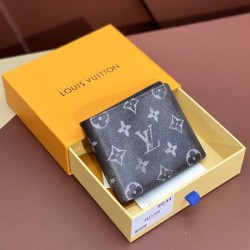 LOUIS VUITTON ルイヴィトン 2024FW きちんと感がある 二つ折り財布