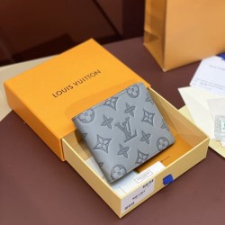 LOUIS VUITTON ルイヴィトン 2024FW 主流となってくる 二つ折り財布