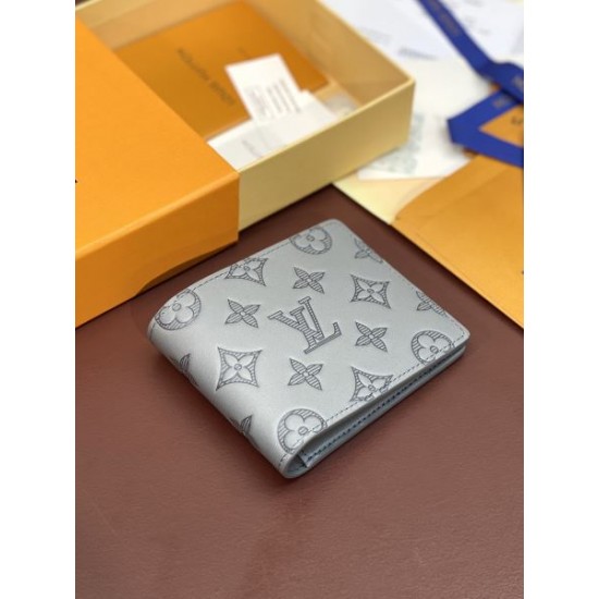 LOUIS VUITTON ルイヴィトン 2024FW 主流となってくる 二つ折り財布 LOUIS VUITTON ルイヴィトン 2024FW 主流となってくる 二つ折り財布
