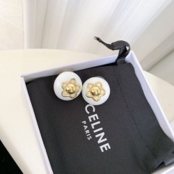 2025SS CELINE セリーヌ 絶対かわいいおすすめ イヤリング