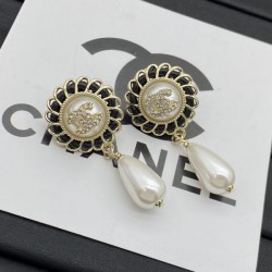 2025SS CHANEL シャネル ファッションの最先端！ イヤリング