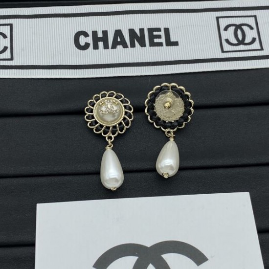 2025SS CHANEL シャネル ファッションの最先端! イヤリング 2025SS CHANEL シャネル ファッションの最先端! イヤリング