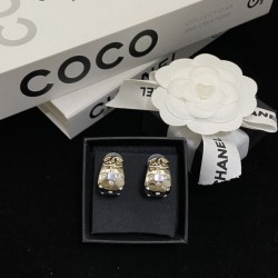 2025SS CHANEL シャネル おしゃれ上級者を目指す イヤリング