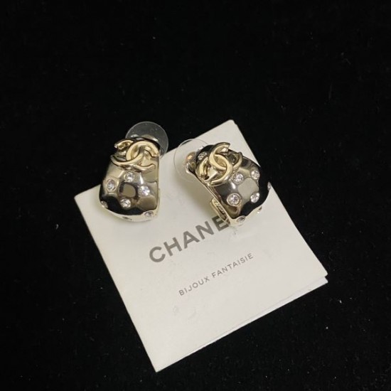 2025SS CHANEL シャネル おしゃれ上級者を目指す イヤリング 2025SS CHANEL シャネル おしゃれ上級者を目指す イヤリング