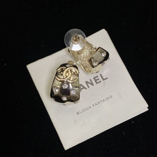 2025SS CHANEL シャネル おしゃれ上級者を目指す イヤリング 2025SS CHANEL シャネル おしゃれ上級者を目指す イヤリング