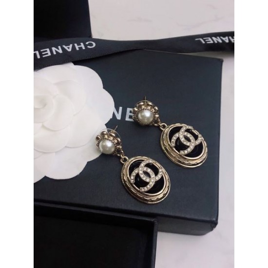 2025SS CHANEL シャネル 海外のファッション新品 イヤリング 2025SS CHANEL シャネル 海外のファッション新品 イヤリング