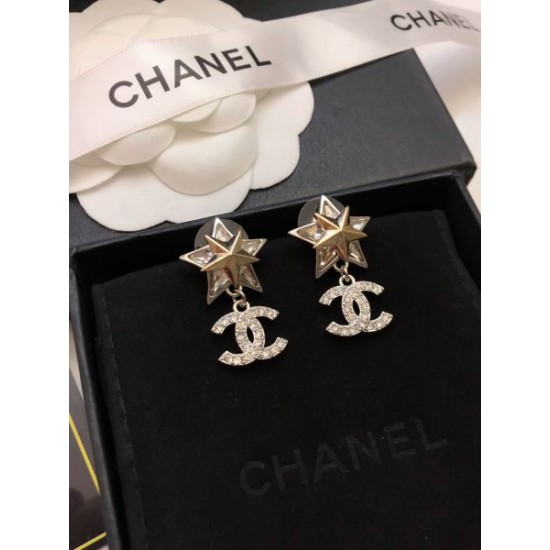 2025SS CHANEL シャネル 断然オススメな人気新作 イヤリング 2025SS CHANEL シャネル 断然オススメな人気新作 イヤリング