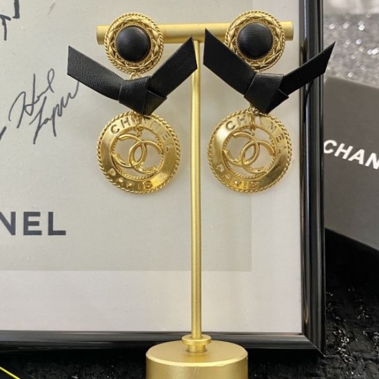 2025SS CHANEL シャネル 見た目以上のかっこいい イヤリング 2025SS CHANEL シャネル 見た目以上のかっこいい イヤリング
