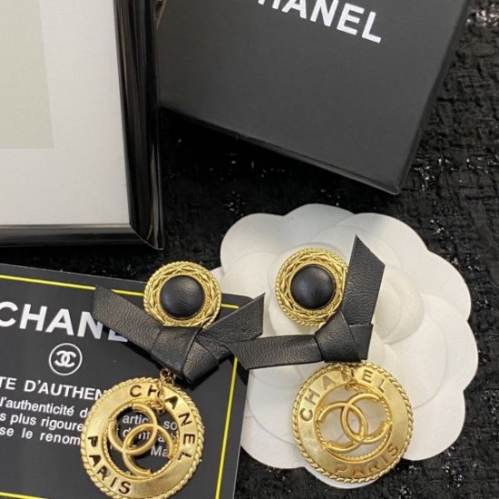 2025SS CHANEL シャネル 見た目以上のかっこいい イヤリング 2025SS CHANEL シャネル 見た目以上のかっこいい イヤリング