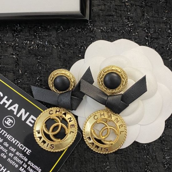 2025SS CHANEL シャネル 見た目以上のかっこいい イヤリング 2025SS CHANEL シャネル 見た目以上のかっこいい イヤリング
