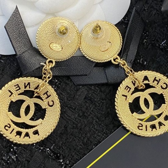 2025SS CHANEL シャネル 見た目以上のかっこいい イヤリング 2025SS CHANEL シャネル 見た目以上のかっこいい イヤリング
