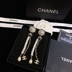 2025SS CHANEL シャネル おしゃれな人は愛用中！ イヤリング