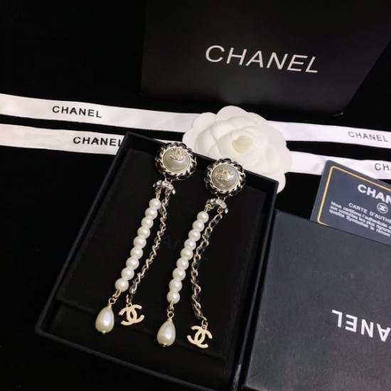 2025SS CHANEL シャネル おしゃれな人は愛用中! イヤリング 2025SS CHANEL シャネル おしゃれな人は愛用中! イヤリング