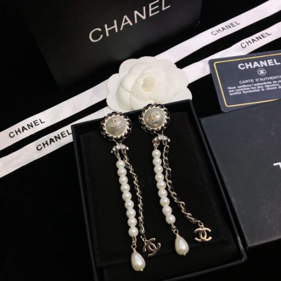 2025SS CHANEL シャネル おしゃれな人は愛用中! イヤリング 2025SS CHANEL シャネル おしゃれな人は愛用中! イヤリング