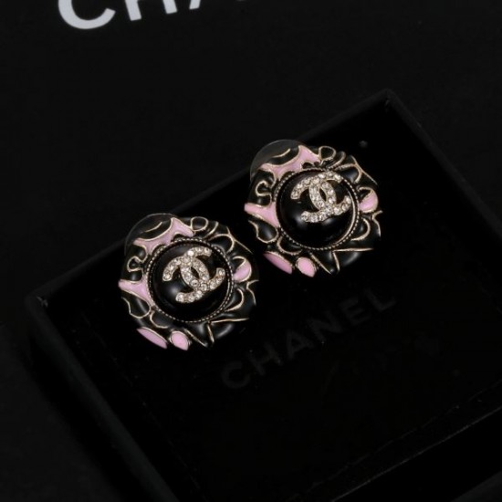 2025SS CHANEL シャネル 完売次第終了早い者勝ち イヤリング 2025SS CHANEL シャネル 完売次第終了早い者勝ち イヤリング