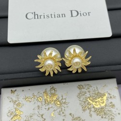 2025SS DIOR ディオール おしゃれ度をUPする新着 イヤリング
