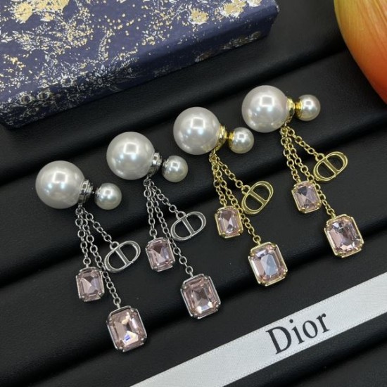 2025SS DIOR ディオール 大人買い必須なこの春夏 イヤリング 2025SS DIOR ディオール 大人買い必須なこの春夏 イヤリング