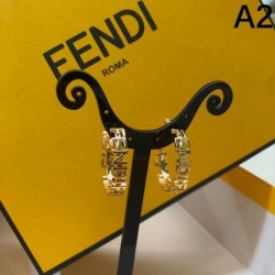 2025SS FENDI フェンデイ 季節の変わり目に活躍する イヤリング