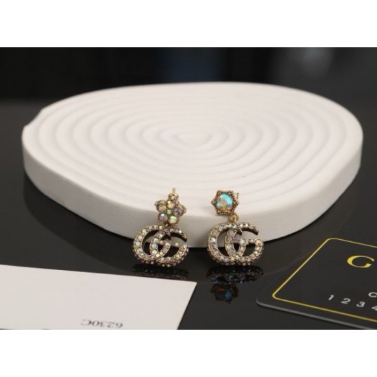2025SS GUCCI グッチ 気分が上がる憧れブランド イヤリング 2025SS GUCCI グッチ 気分が上がる憧れブランド イヤリング