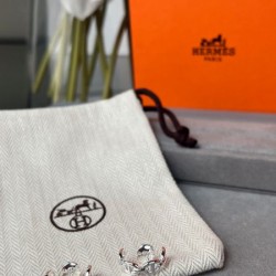 2025SS HERMES エルメス 今シーズンも人気ブランド イヤリング