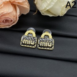 2025SS MIU MIU ミュウミュウ 入手困難アイテム イヤリング