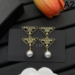 2025SS PRADA プラダ 存在感ばっちりなアイテム イヤリング