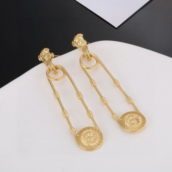 2025SS VERSACE ヴェルサーチェ 奇跡のセール特価! イヤリング 2025SS VERSACE ヴェルサーチェ 奇跡のセール特価! イヤリング
