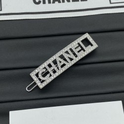 2025SS CHANEL シャネル おしゃれに見せるキーワード 髪飾り