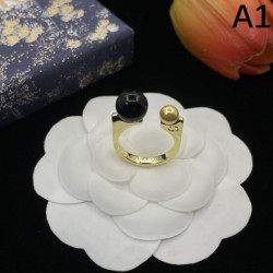 2025SS DIOR ディオール いつも年末には完売しちゃう リング