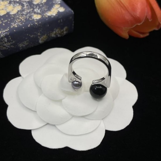 2025SS DIOR ディオール いつも年末には完売しちゃう リング 2025SS DIOR ディオール いつも年末には完売しちゃう リング