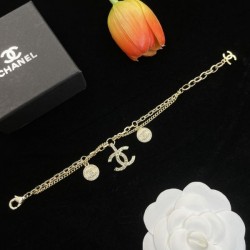 2025SS CHANEL シャネル お洒落さんの愛用率が高い ブレスレット