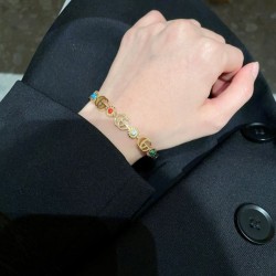 2025SS GUCCI グッチ 完売品夏に大活躍間違いなし ブレスレット
