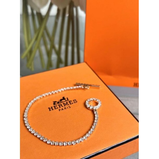 2025SS HERMES エルメス キレイめな印象を与えてくれ ブレスレット 2025SS HERMES エルメス キレイめな印象を与えてくれ ブレスレット