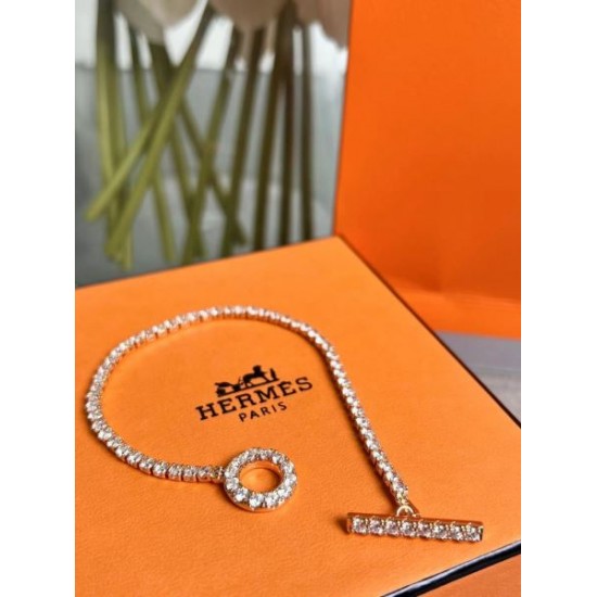 2025SS HERMES エルメス キレイめな印象を与えてくれ ブレスレット 2025SS HERMES エルメス キレイめな印象を与えてくれ ブレスレット
