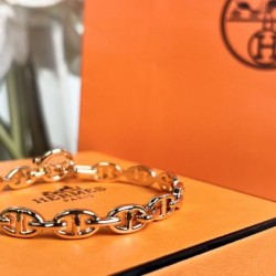 2025SS HERMES エルメス さりげないおしゃれを楽しめ ブレスレット